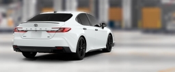 Toyota Camry SE (Natl) 2026