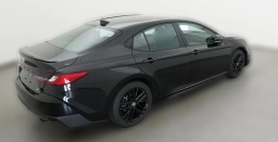 Toyota Camry SE (Natl) 2026