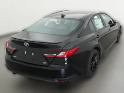 Toyota Camry SE (Natl) 2026