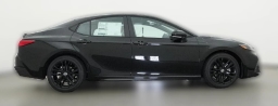 Toyota Camry SE (Natl) 2026