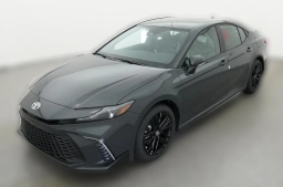 Toyota Camry SE (Natl) 2026