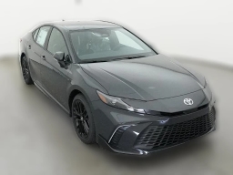 Toyota Camry SE (Natl) 2026