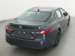 Toyota Camry SE (Natl) 2026