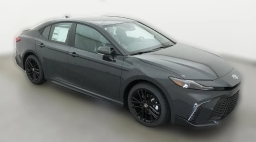 Toyota Camry SE (Natl) 2026