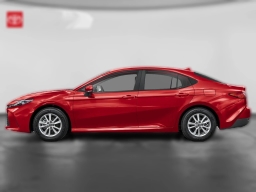 Toyota Camry XLE (Natl) 2026