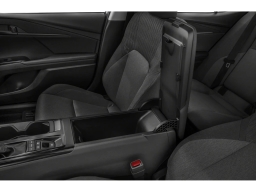 Toyota Camry XLE (Natl) 2026
