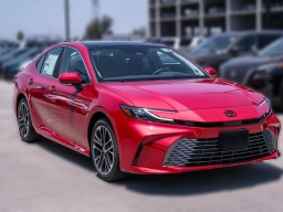 Toyota Camry XLE (Natl) 2026