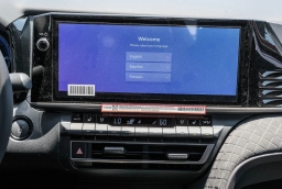 Toyota Camry XLE (Natl) 2026