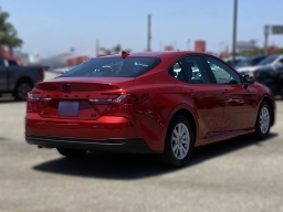 Toyota Camry LE (Natl) 2026