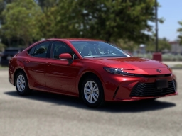 Toyota Camry LE (Natl) 2026
