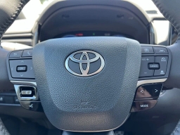 Toyota Camry XSE (Natl) 2026