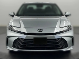 Toyota Camry LE (Natl) 2026