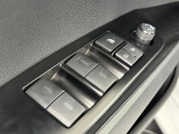 Toyota Camry LE (Natl) 2026