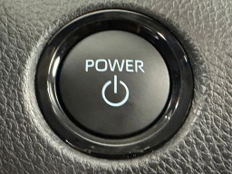 Toyota Camry LE (Natl) 2026