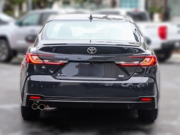 Toyota Camry SE (Natl) 2026