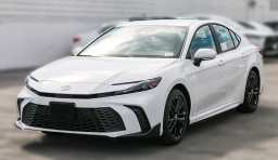 Toyota Camry SE (Natl) 2026