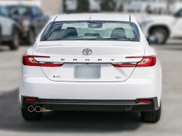 Toyota Camry SE (Natl) 2026