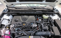 Toyota Camry SE (Natl) 2026