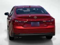 Toyota Camry LE (Natl) 2026