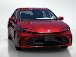 Toyota Camry LE (Natl) 2026