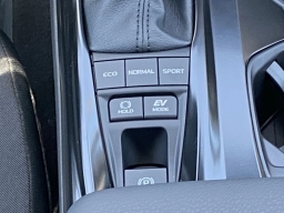 Toyota Camry LE (Natl) 2026