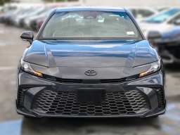 Toyota Camry SE (Natl) 2026