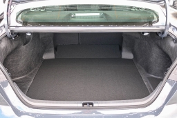 Toyota Camry SE (Natl) 2026