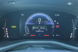Toyota Camry SE (Natl) 2026