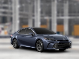 Toyota Camry XLE (Natl) 2026
