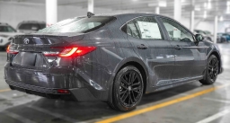 Toyota Camry SE (Natl) 2026