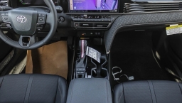 Toyota Camry XLE (Natl) 2026