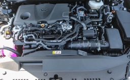 Toyota Camry SE (Natl) 2026