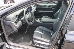 Toyota Camry Nightshade (Natl) 2026