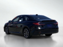 Toyota Camry XLE (Natl) 2026