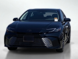 Toyota Camry XLE (Natl) 2026