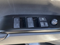 Toyota Camry XLE (Natl) 2026