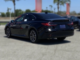 Toyota Camry XLE (Natl) 2026
