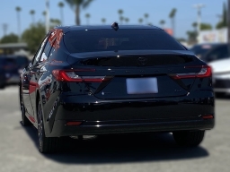 Toyota Camry XLE (Natl) 2026