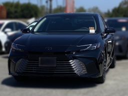 Toyota Camry XLE (Natl) 2026