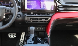 Toyota Camry XSE AWD (Natl) 2026