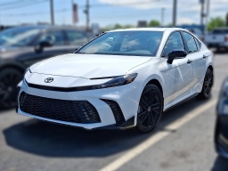 Toyota Camry Nightshade AWD (Natl) 2026