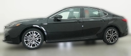 Toyota Camry XLE AWD (Natl) 2026