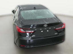 Toyota Camry XLE AWD (Natl) 2026