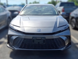 Toyota Camry SE AWD (Natl) 2026