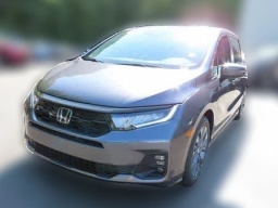 Honda Odyssey Touring Auto 2026