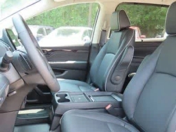 Honda Odyssey Touring Auto 2026