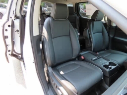 Honda Odyssey Touring Auto 2026