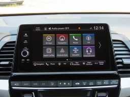 Honda Odyssey Touring Auto 2026