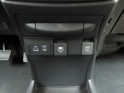 Honda Odyssey Touring Auto 2026