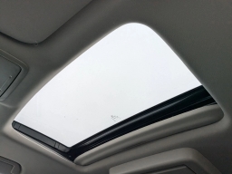 Honda Odyssey Touring Auto 2026
